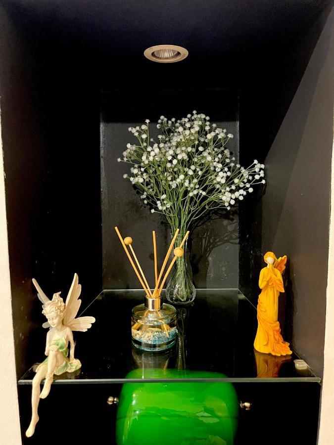 Dream Dwell Paris-Chic Flat In The Heart Of Marais Near Pompidou Centre Apartman Kültér fotó